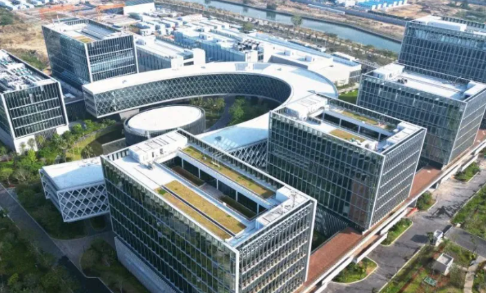2024外贸CRM客户管理系统选型指南：功能对比与部署要点